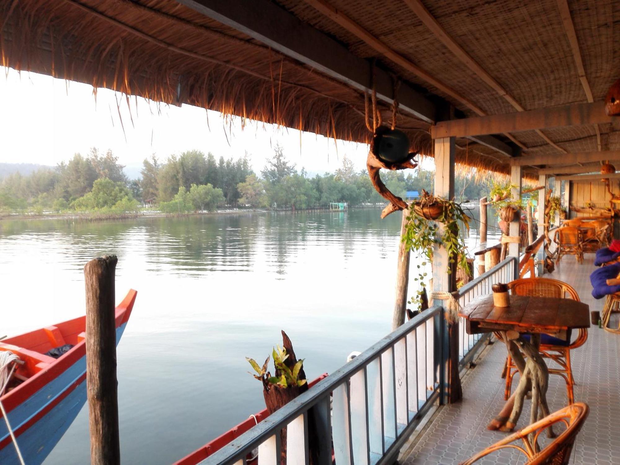 Firefly Guesthouse Prek Svay Village ภายนอก รูปภาพ