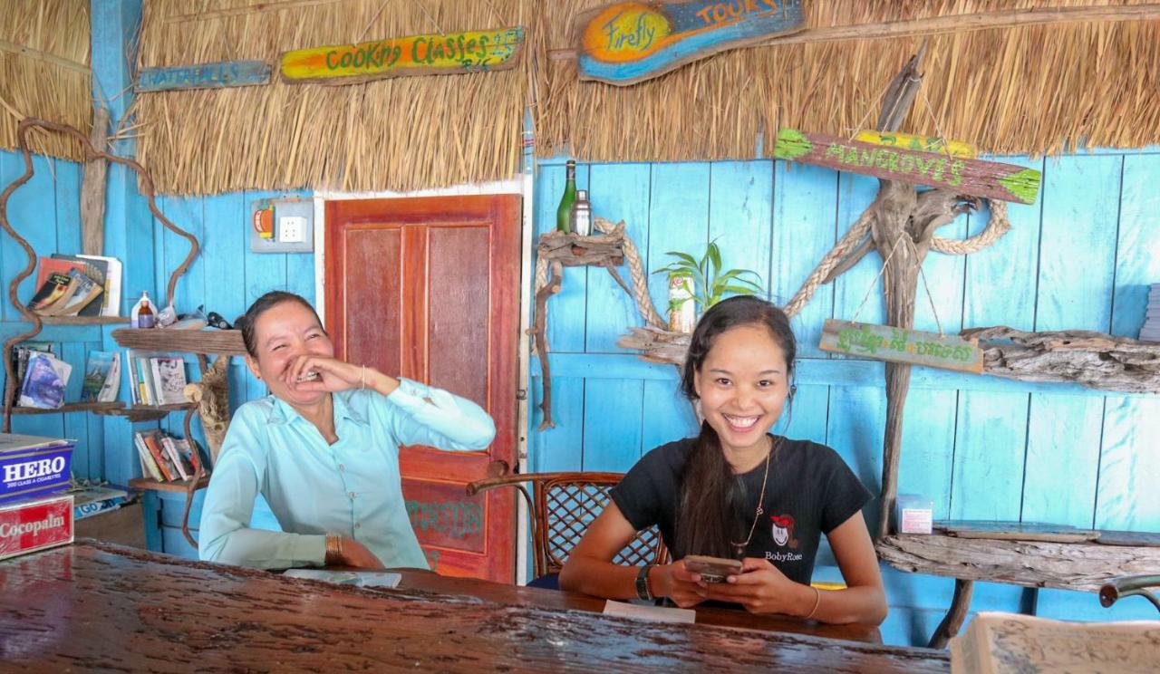 Firefly Guesthouse Prek Svay Village ภายนอก รูปภาพ